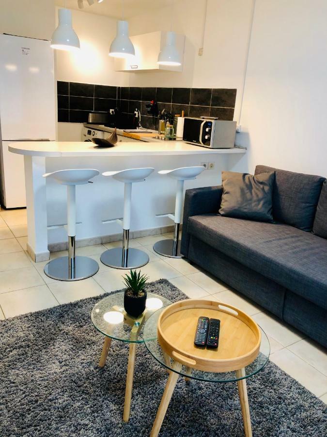 Appartement Au Bord De L'Eau Le Moule Exterior foto